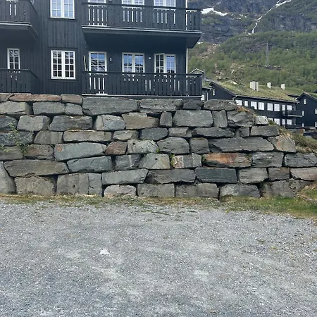 I 1 Etg Roldal * Horre